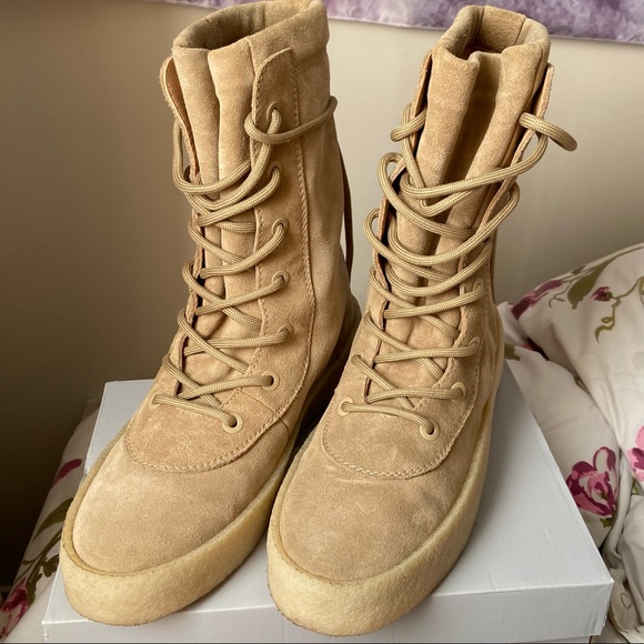 Yeezy Military Crepe Boot Season 2 - Picture 2 of 7